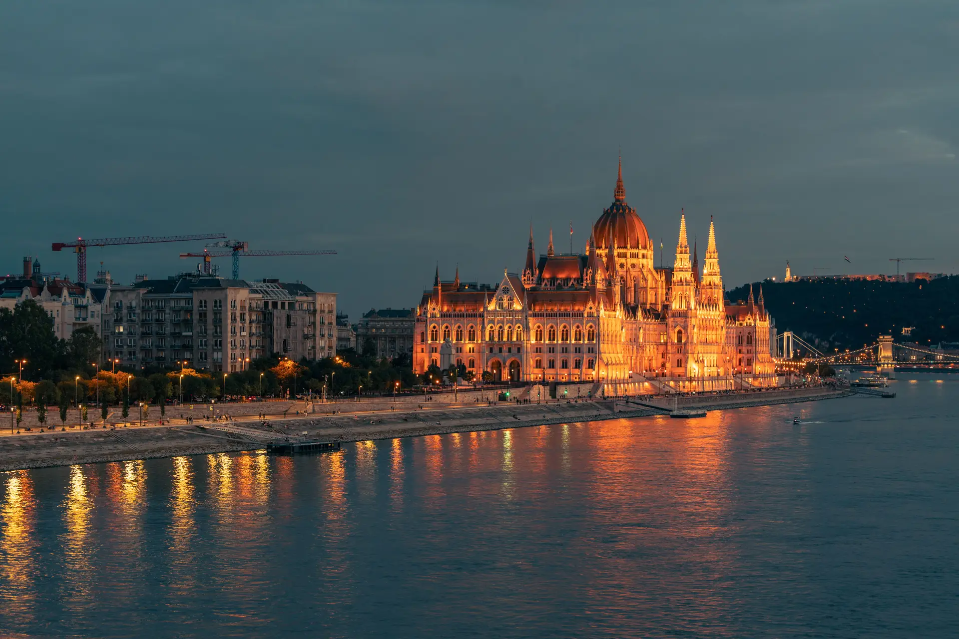 Budapest alkonyatkor