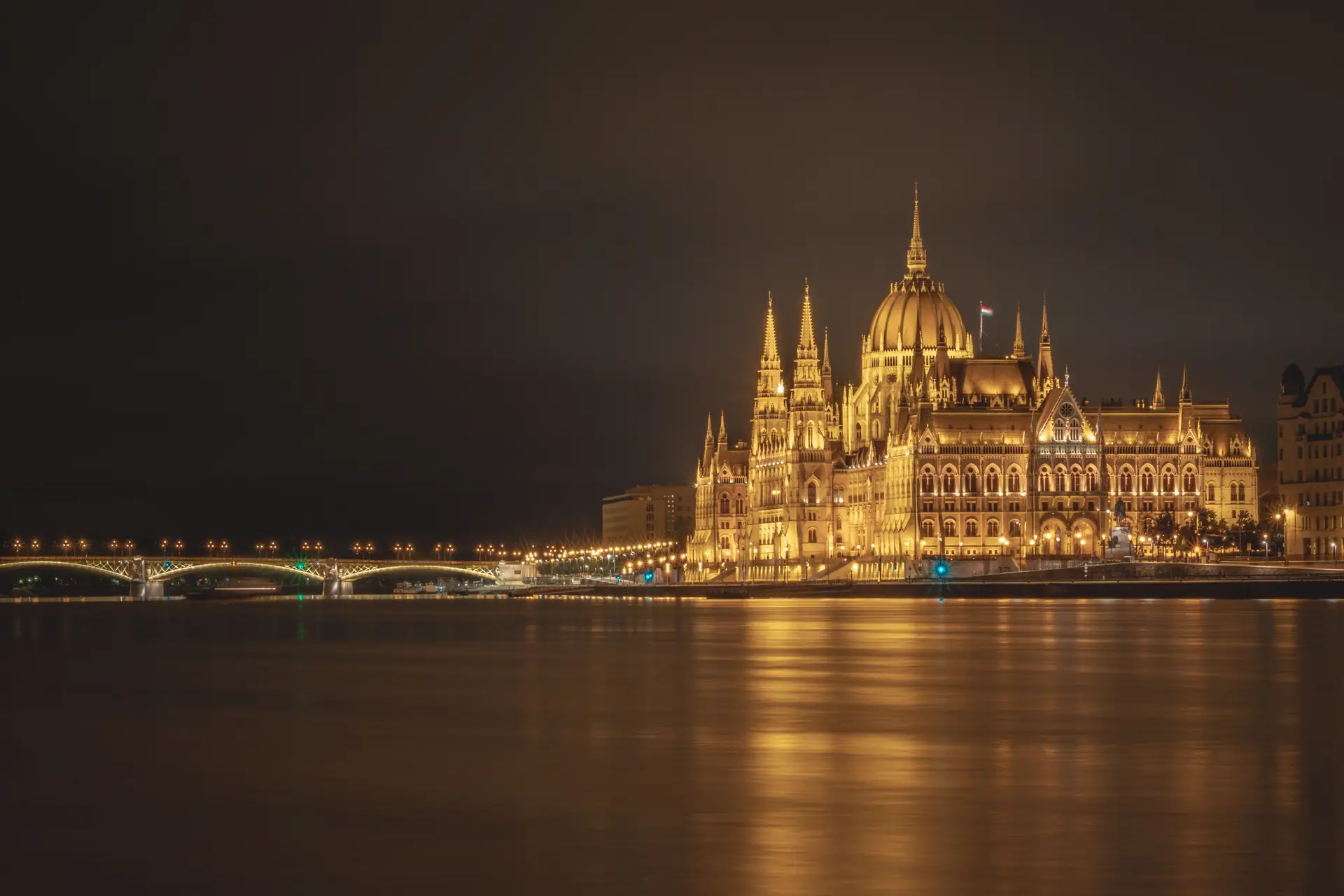 Budapest éjszakai panoráma